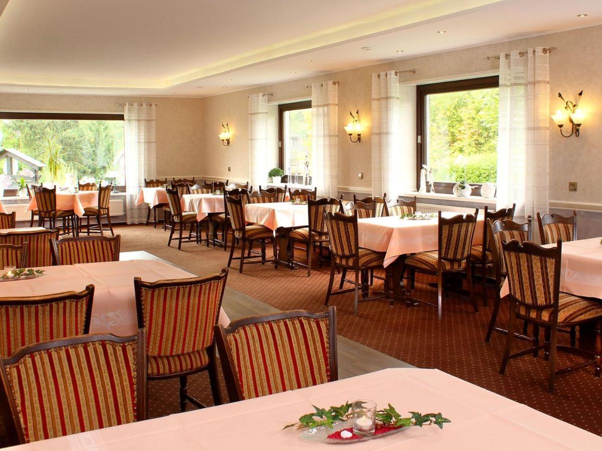 Gasthof Zum Burghof Medebach Exterior foto